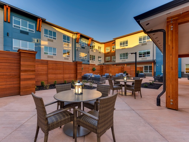 MorningStar of Happy Valley - Assisted Living Home photo 1 in Happy Valley, OR